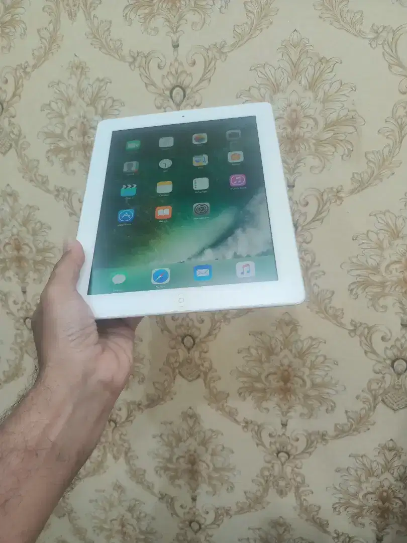 iPad gen 4 internal 32 wifi only normal semua nya mlus lkp