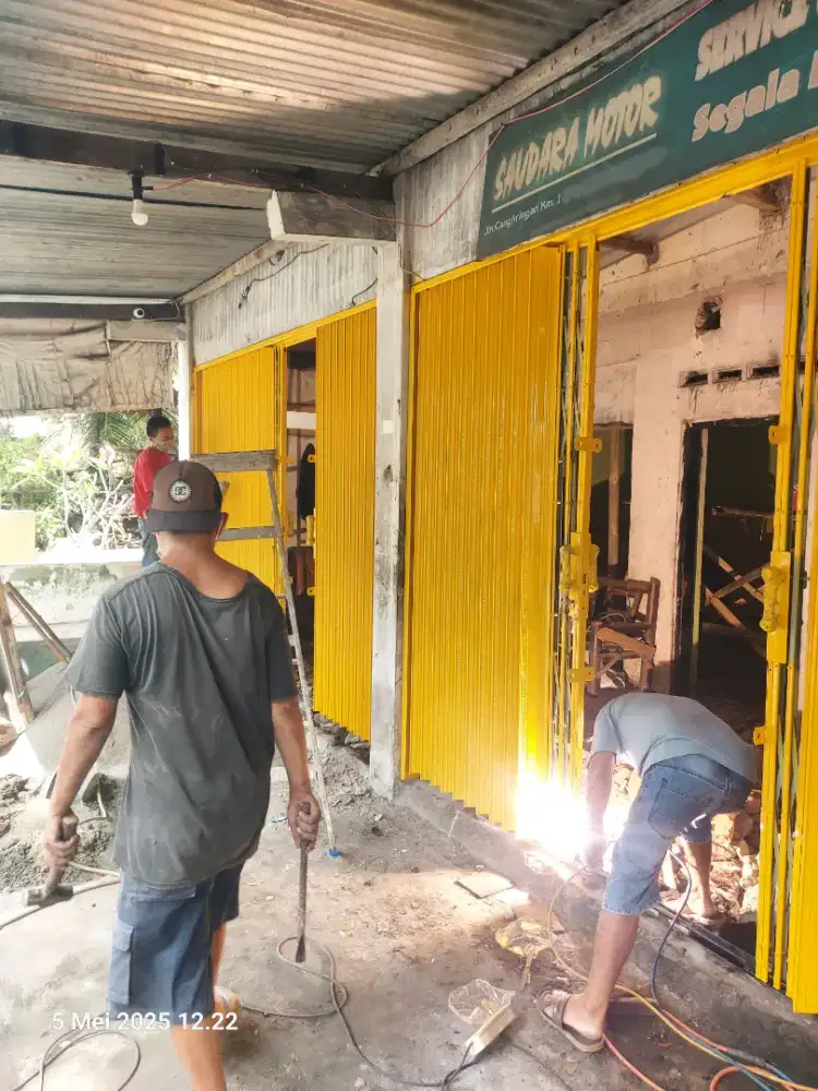 Folding gate 0,5mm besi, galfanis murah langsung pengrajin 2 hari jadi