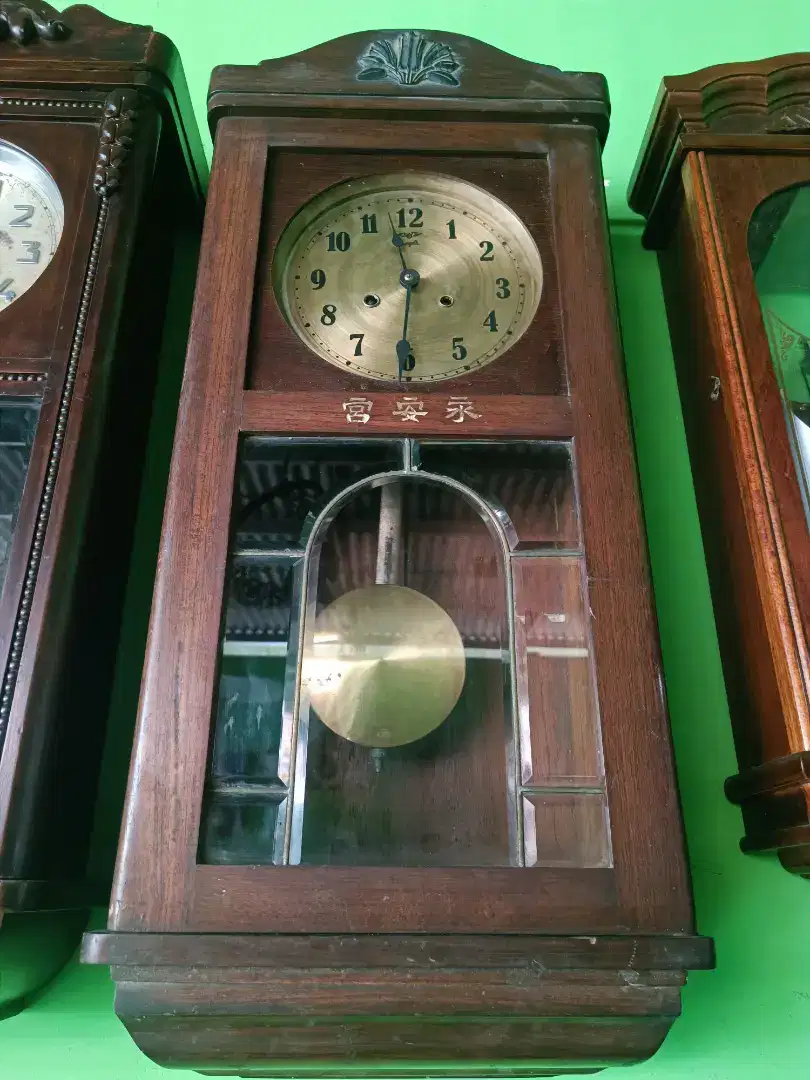 Jam Dinding Kuno Pendulum Tengahan bunyi Ding Dong tiap 30 menit