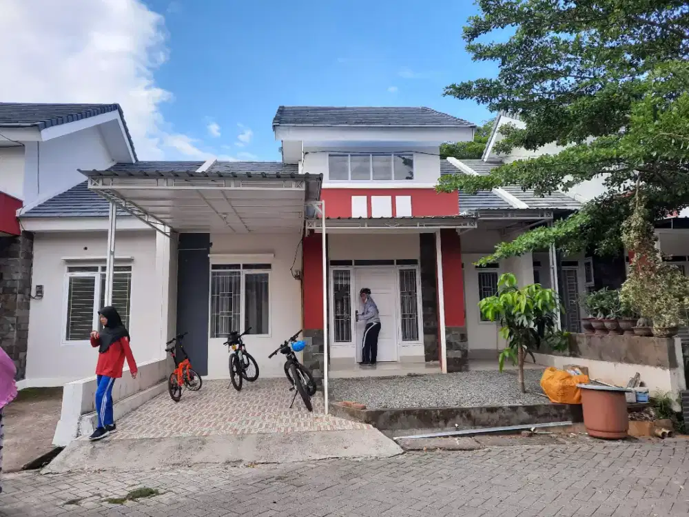 Dikotrakan rumah dekat dengan Bandara dan KIMA,  perumahan Cluster