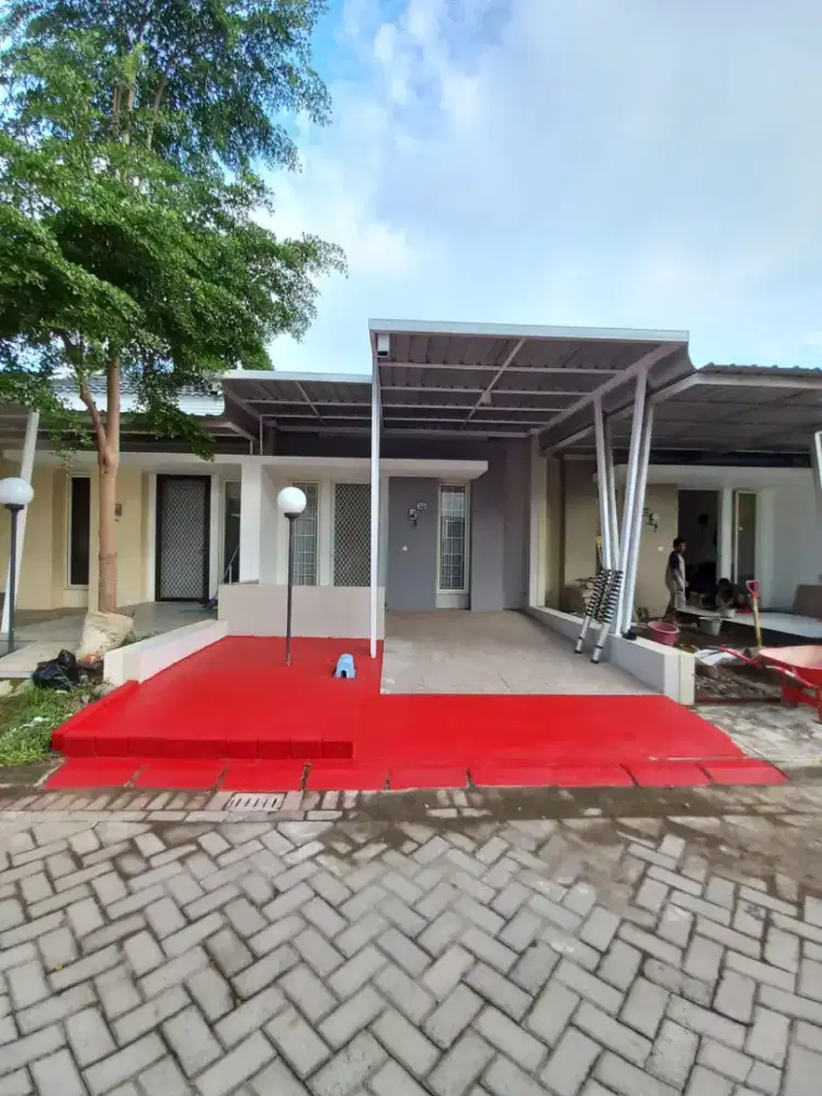 DIJUAL/DISEWAKAN SIAP HUNI RUMAH CASTANEA LNGKP PERABOT