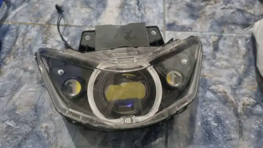 Lampu Biled vinyx 2,5 inc with blue color + D2 laser kuning & putih
