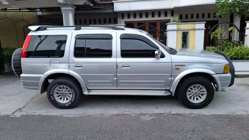 Ford Everest XLT 4x2 TDI Turbo AT