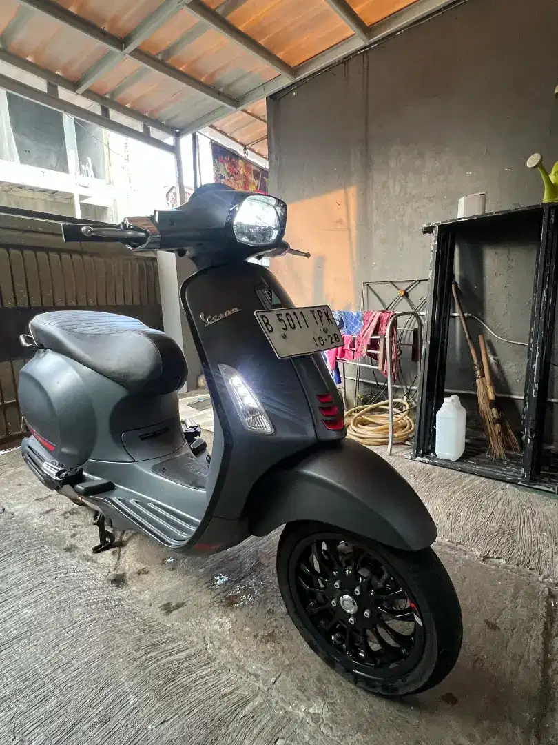 JUAL VESPA SPRINT 2023 IGET ABS