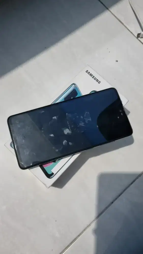 Samsung A51 8/128 GB Fullset Mulus Terawat Pemakaian Pribadi