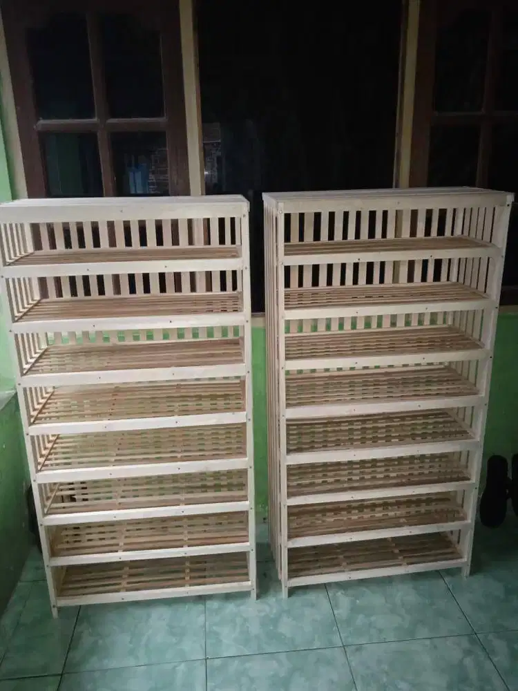 rak sepatu 8 kolong muat 24 pasang