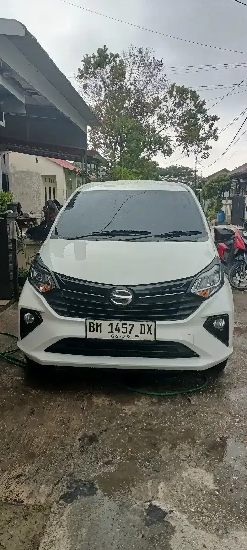 Daihatsu Sigra R 2024