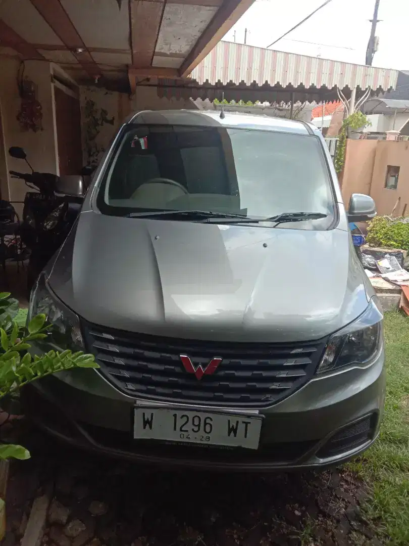Wuling confero pmk.2023. mulus km masih 10000 km