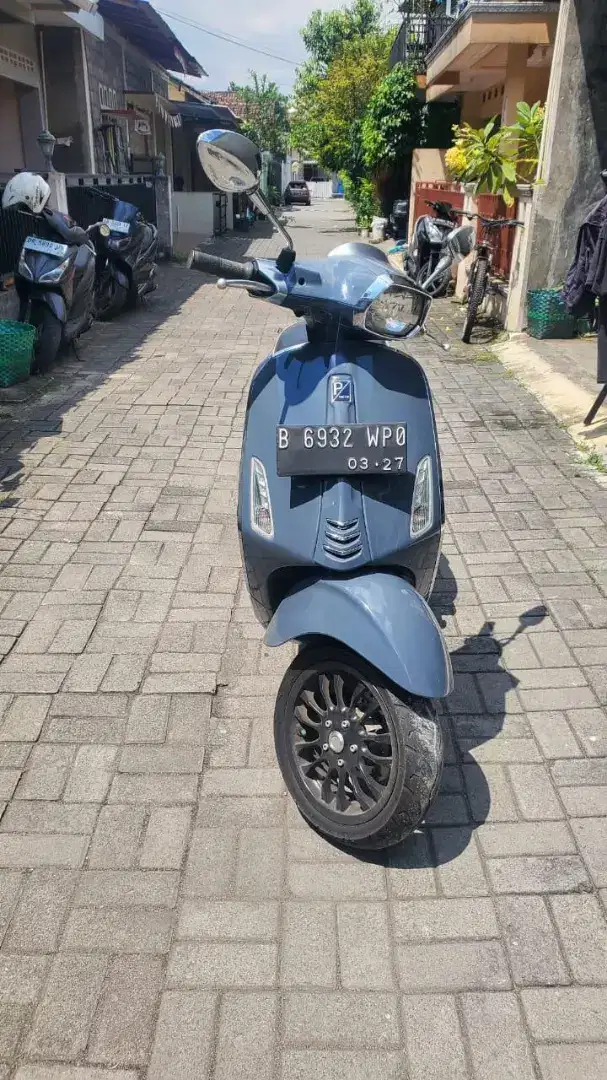Dijual cepat vespa sprint Iget Piagio