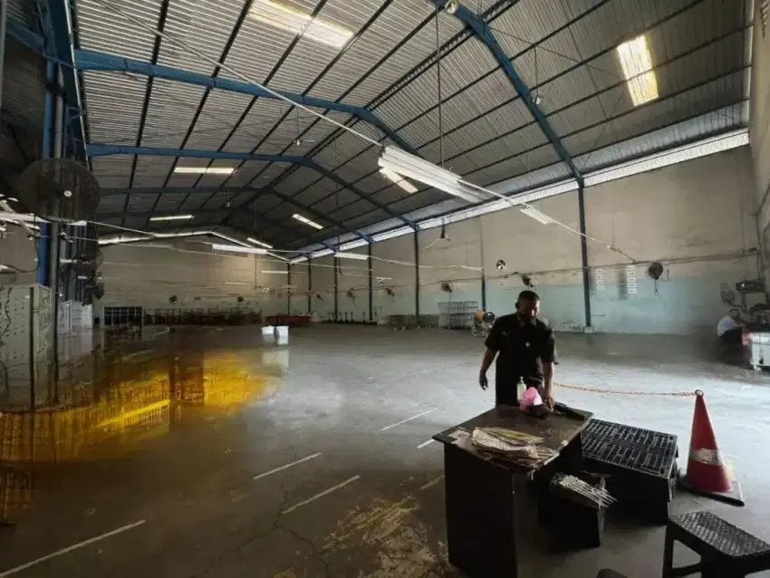 DI SEWAKAN GUDANG DI KAWASAN INDUSTRI CANDI SEMARANG
