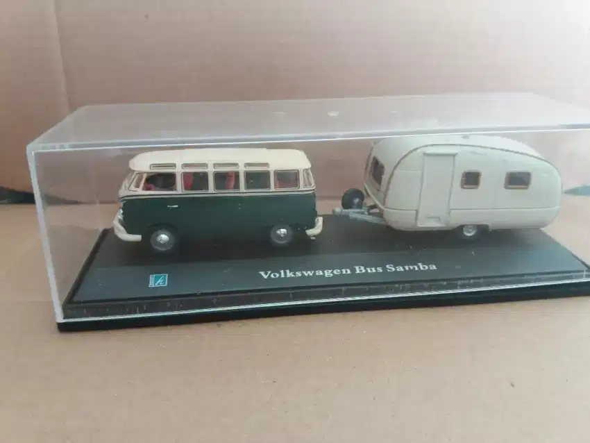 Dijual miniatur VW  bus samba by Cararama