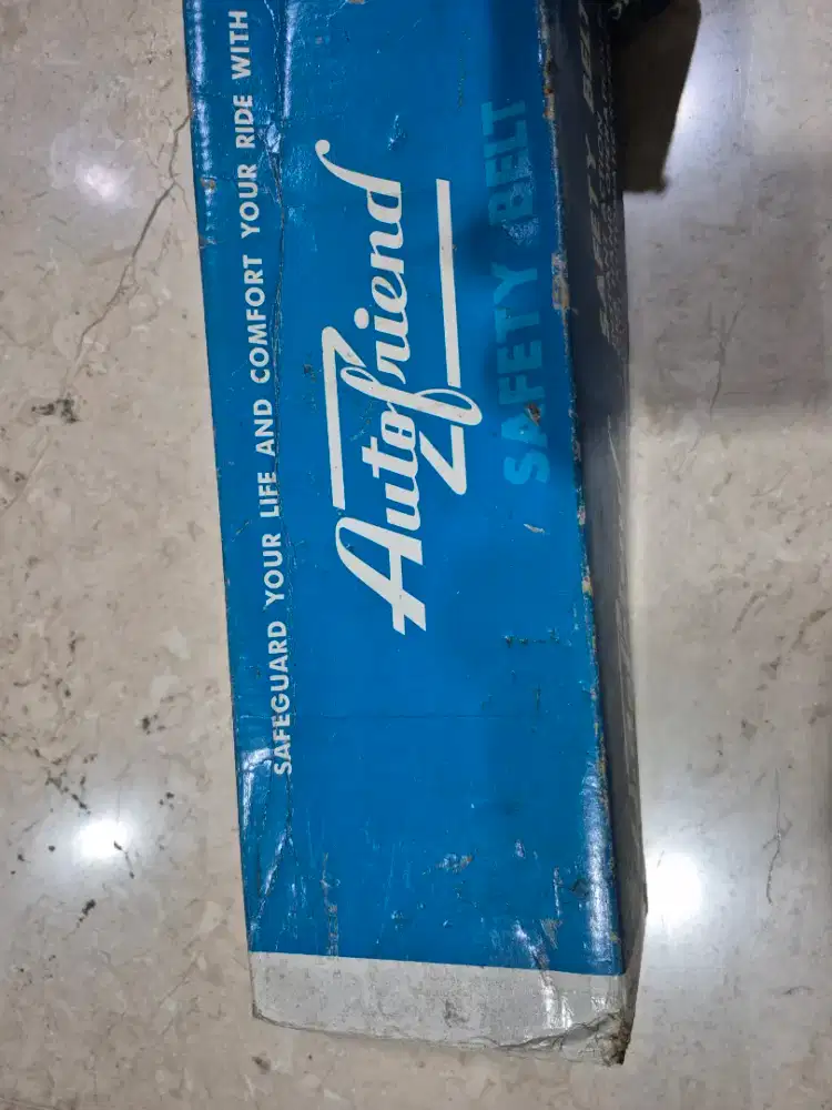 Seatbelt. Sabuk pengaman mobil manual