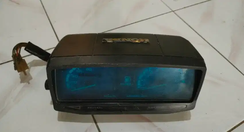 Dijual Santai Spidometer Copotan Motor GL Pro Original