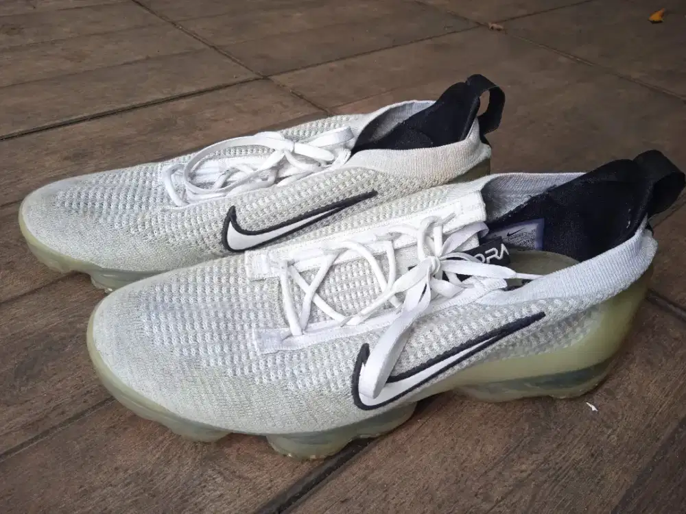 Nike vapormax white no. 42