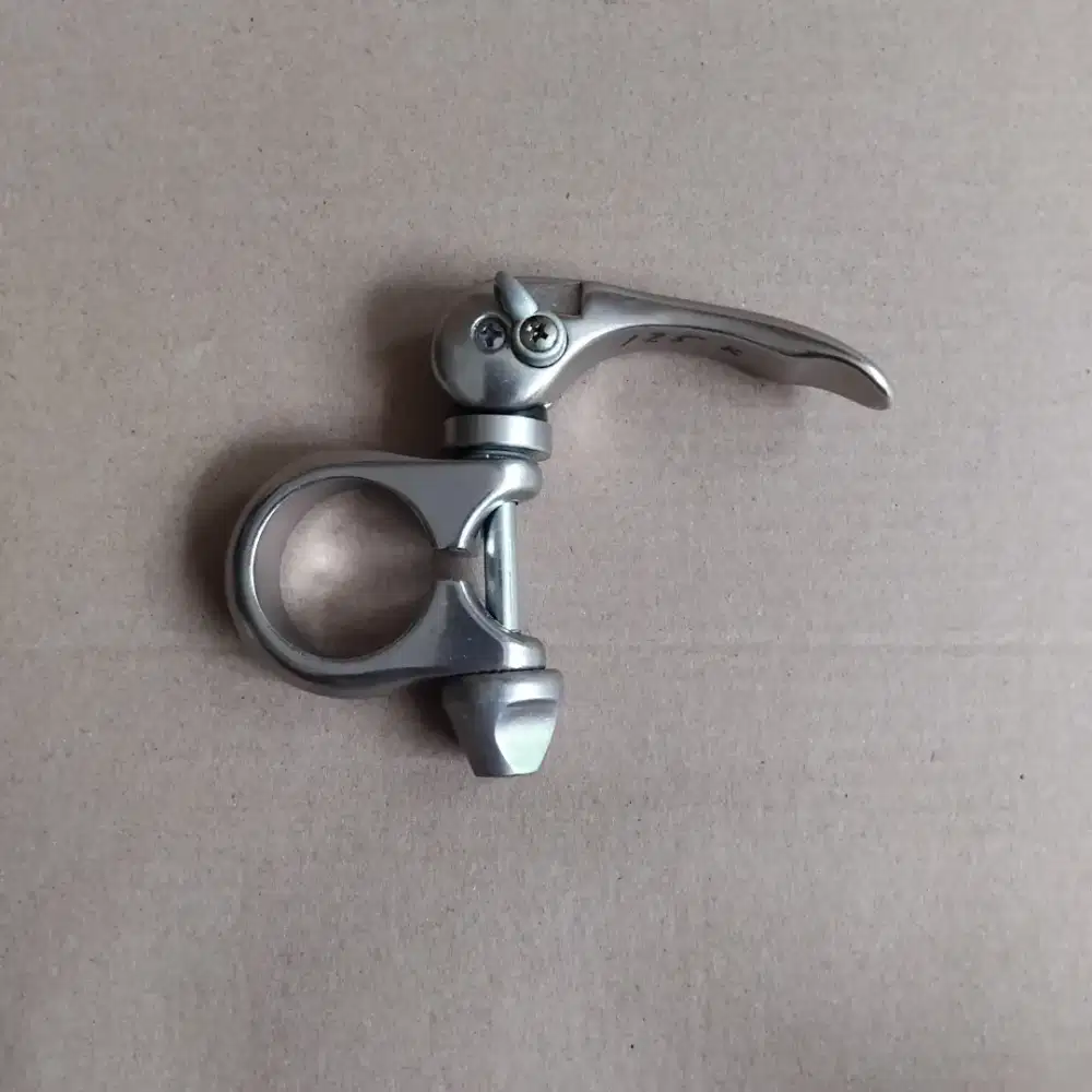 Seatclam Vintage Lock