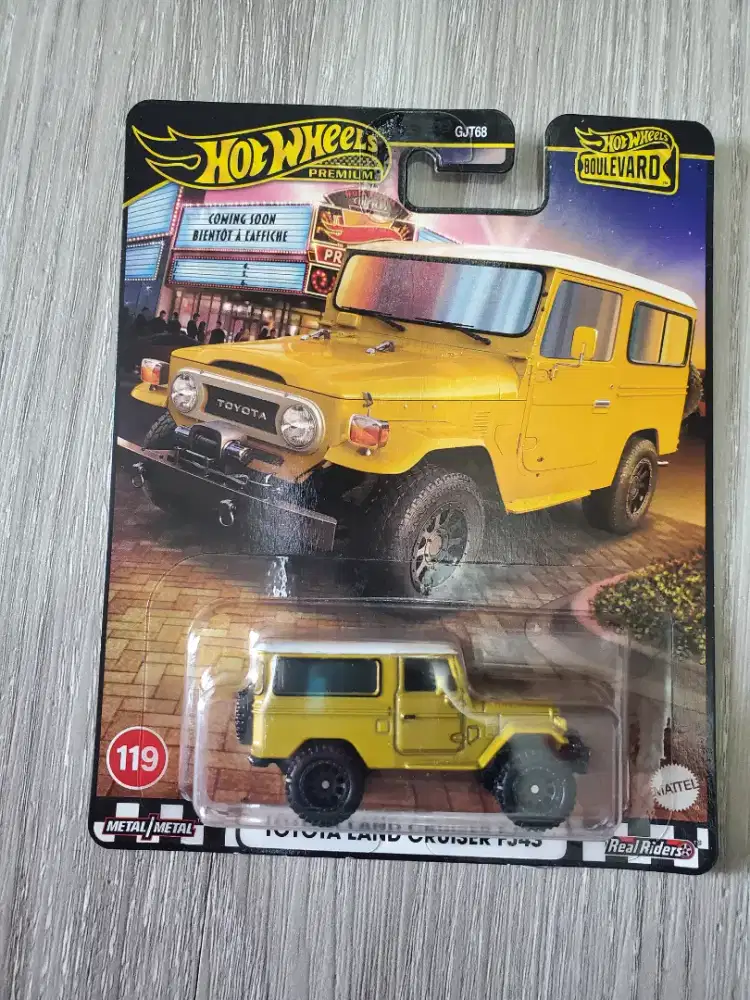 Hot Wheels Toyota Land Cruiser FJ43 Series Boulevard