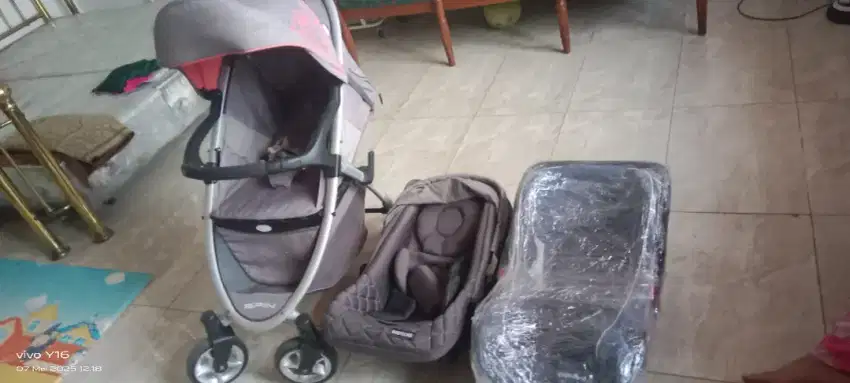 Kereta bayi dan carseat di jual
