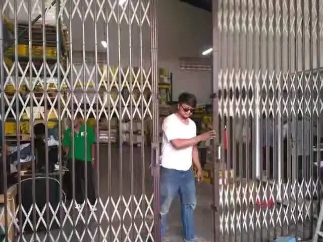 Ahli service rolling door folding gate