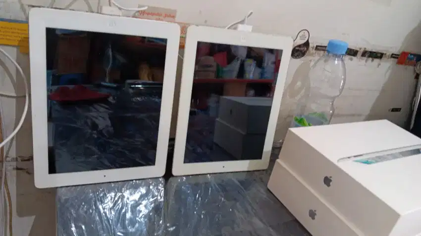 Jual ipad 2 ada 3 unit 16gb, 32gb dan 64gb bebas reset