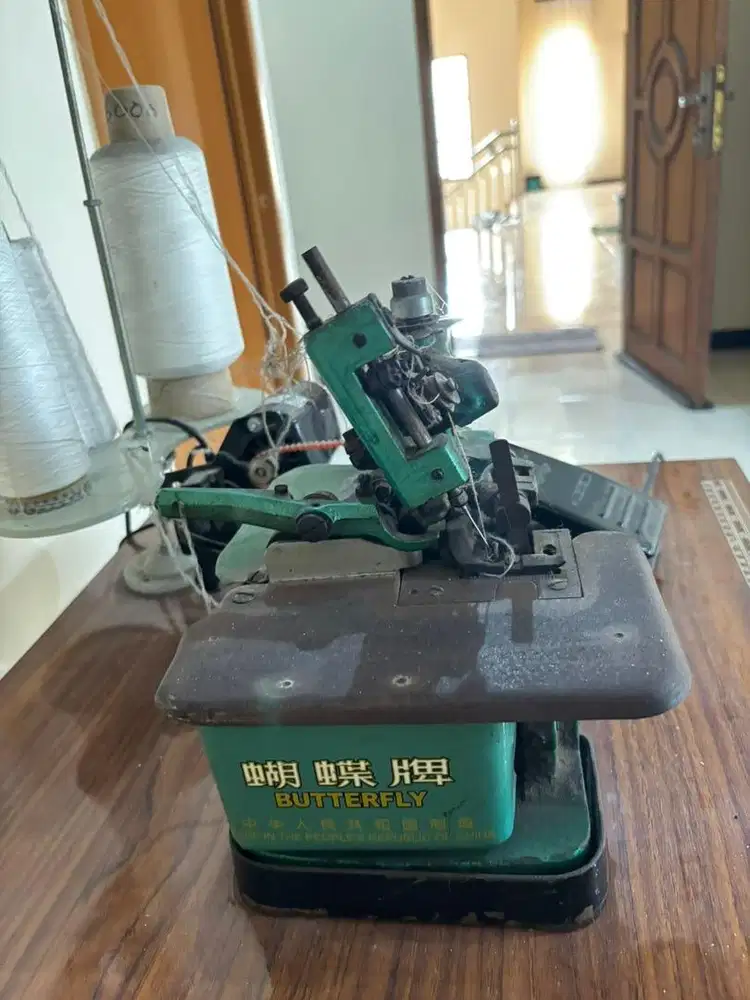 Mesin Obras 3 Benang + Meja