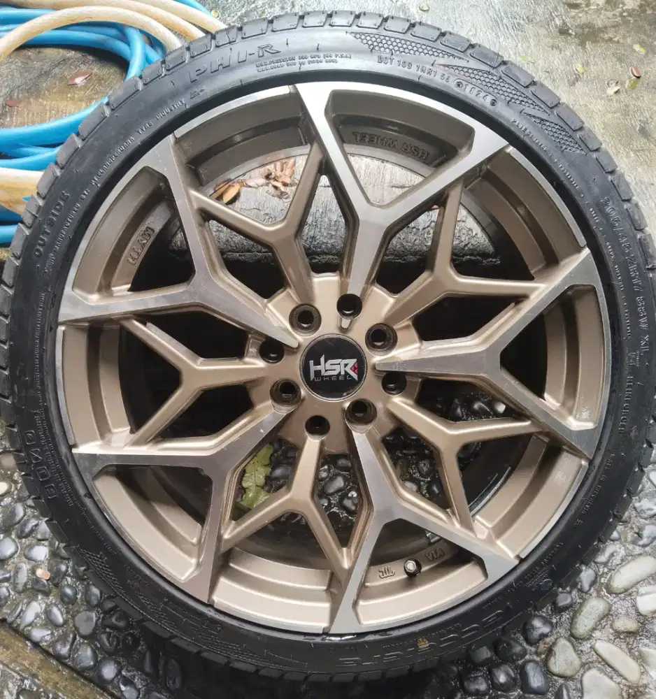 Velg 
+ Ban HSR WHEEL MYTH01 R17
Warna Bronze