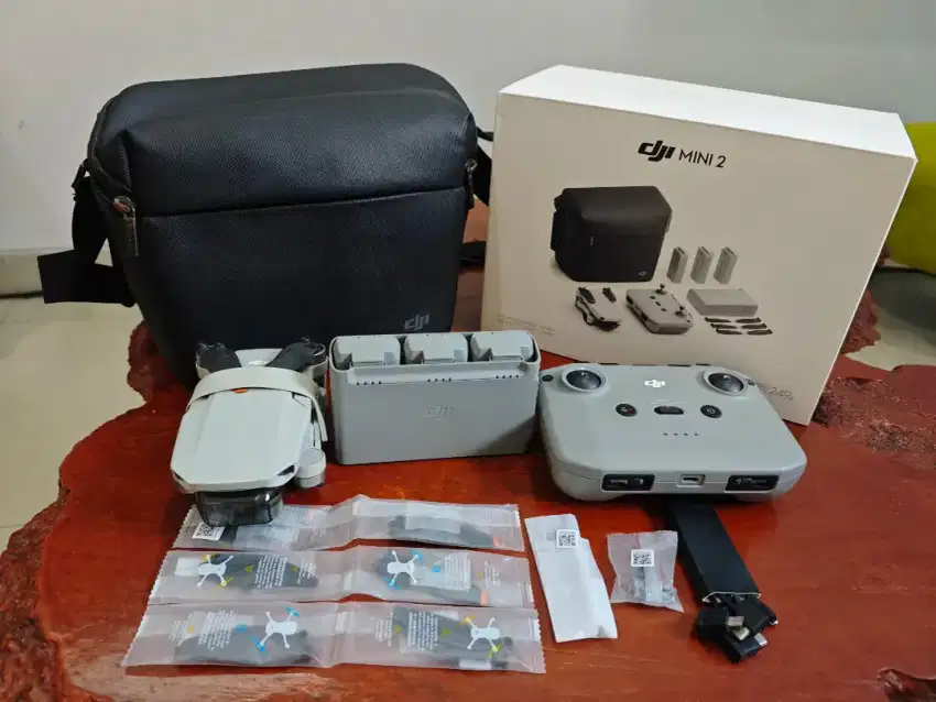 Drone Dji Mini 2 Fly More Combo