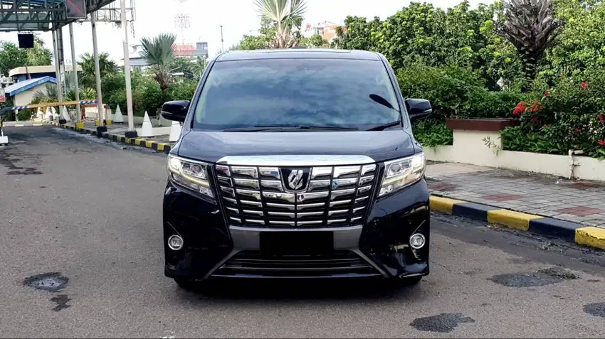 Toyota Alphard 2.5 G ATPM Black on Beige AT 2015 Km 124Rb Record