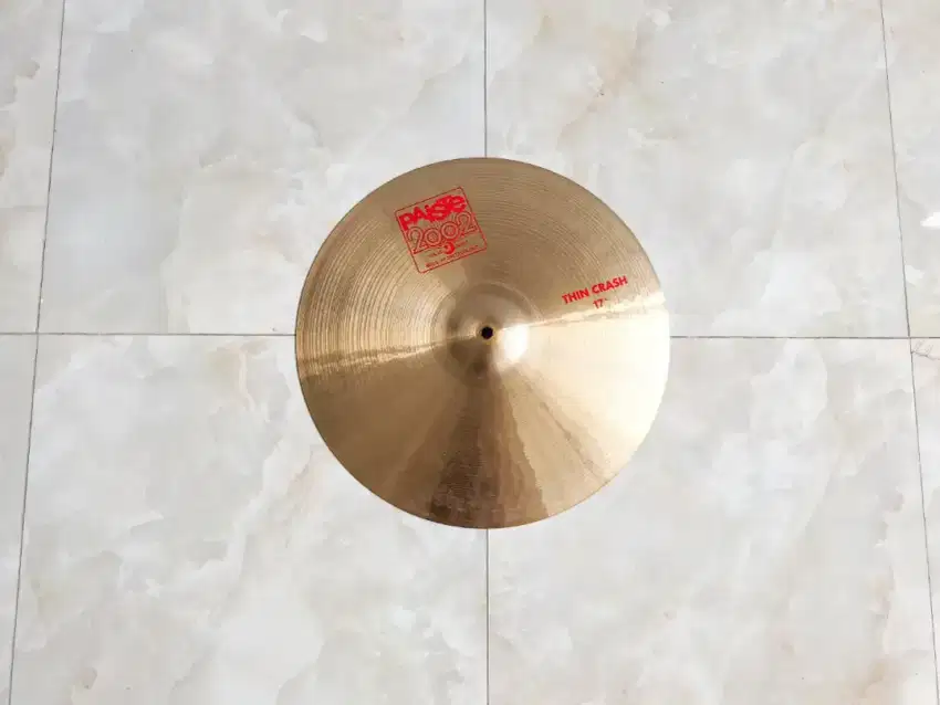 Paiste 2002 Thin Crash 17 Cymbal Drum