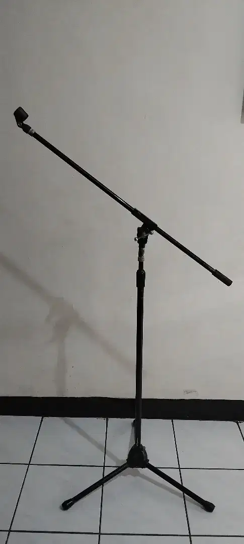 Microphone stand dan Drawing tablet
