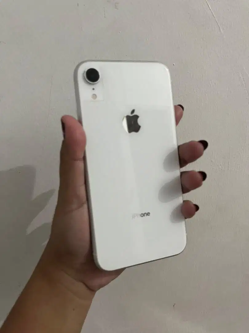 iPhone Xr 64 Gb White ALL OPERATOR