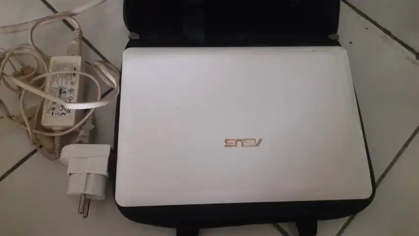 Di jual Notebook merk asus 10