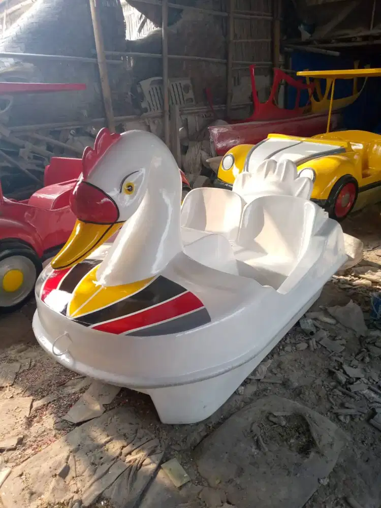 sepeda air angsa mini gowes -perahu karakter