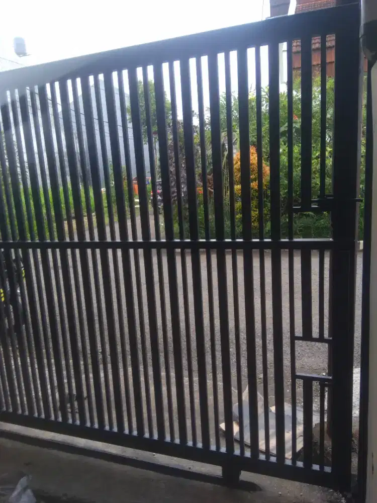 Gerbang rumah dan kanopi