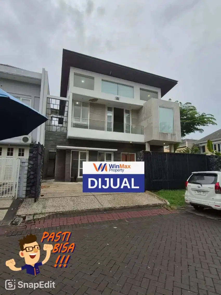 Dijual Rumah Pakuwon City Industrial Concept Semi Furnish 2 LT