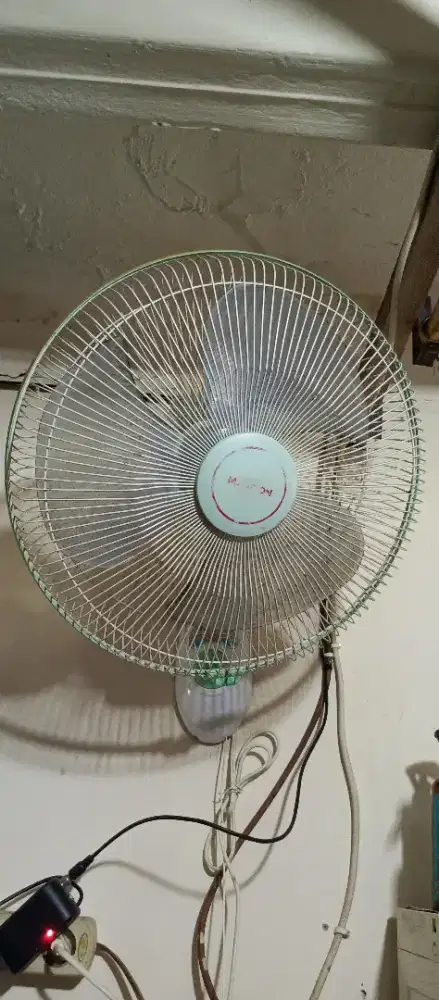 Dijual Kipas Angin Dinding Merk Maspion 16 Inch