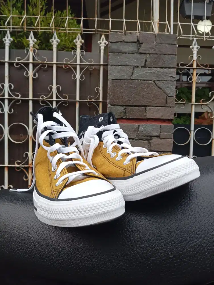 Converse high new