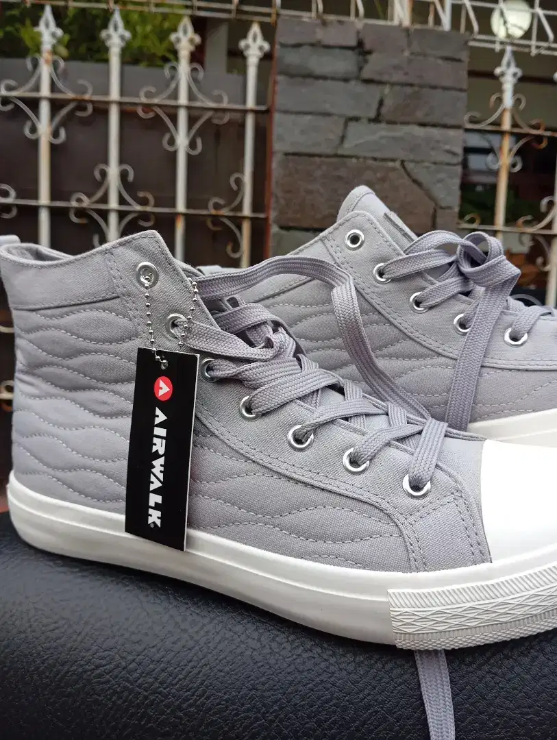 Airwalk high new