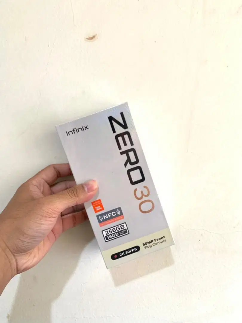 Jual Hp Infinix Zero 30 8/256GB Putih Murah di Balikpapan