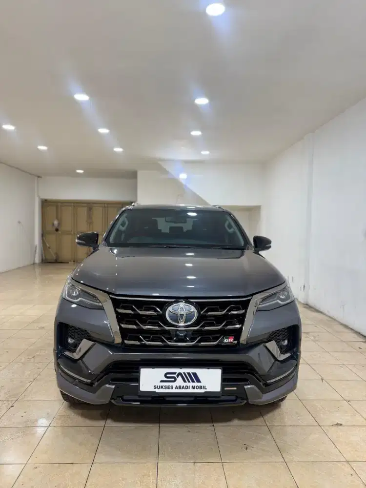 Toyota Fortuner 2.8 GR Sport AT 2022 MURAH