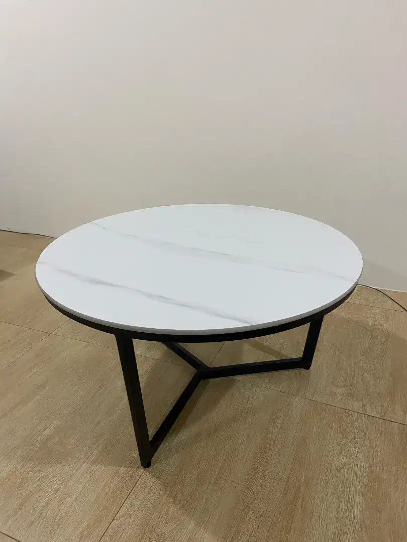 Coffee Table Edith Round White Informa