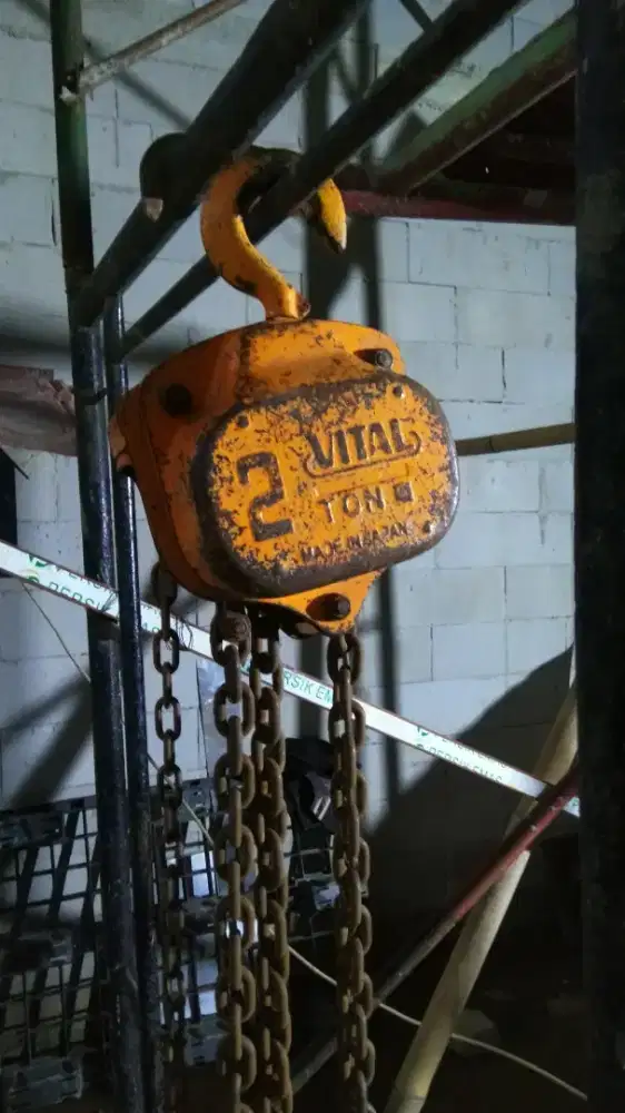 TAKEL KEREKAN/CHAIN BLOCK/KATROL RANTAI 2 TON VITAL MADE IN JAPAN