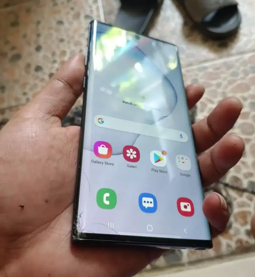 Samsung Note 10+ Ram 12/256 lcd ada minua dikit