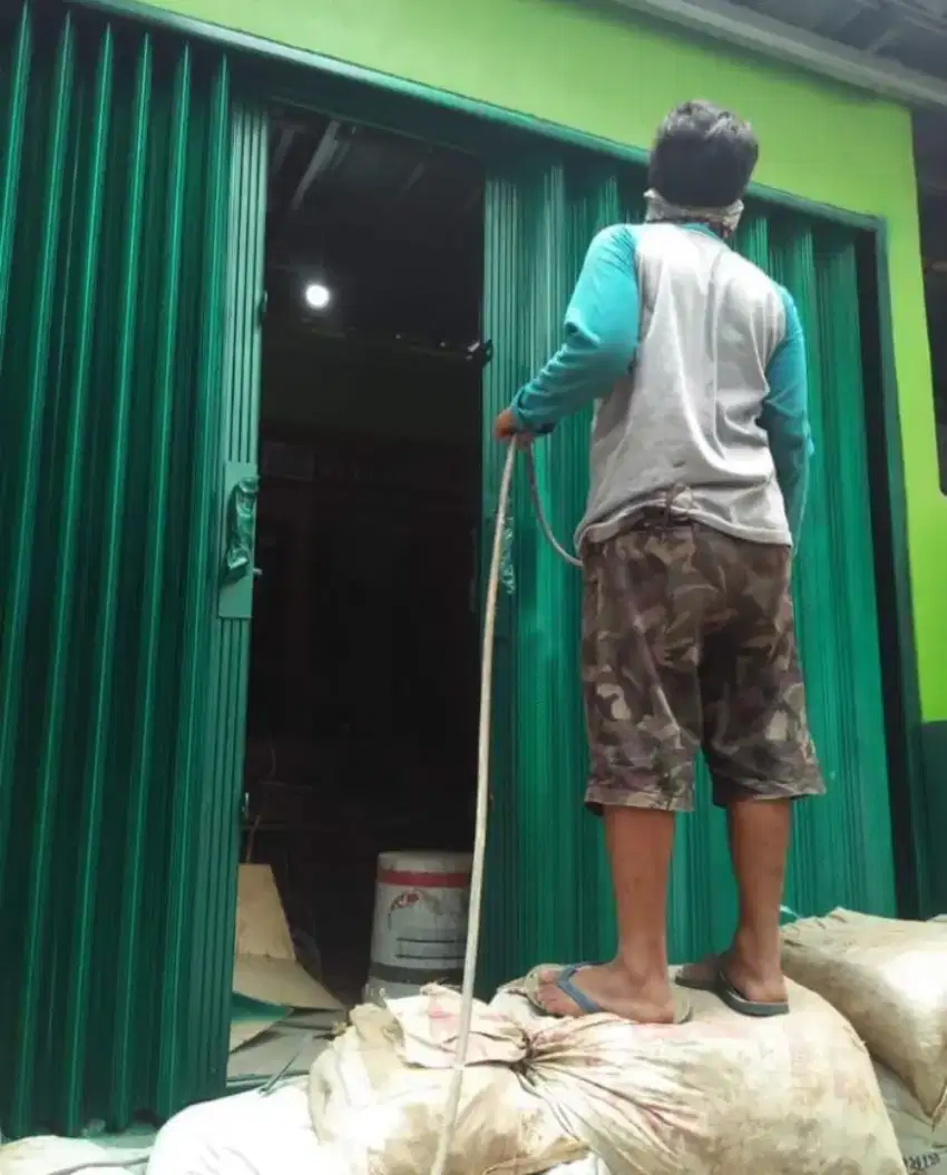 Tukang spesialis rolling door dan folding gate panggilan