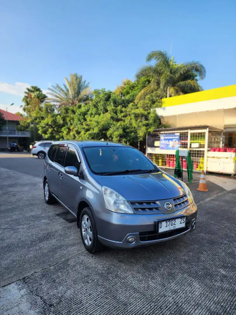 Nissan Grand Livina XV 2008 Manual