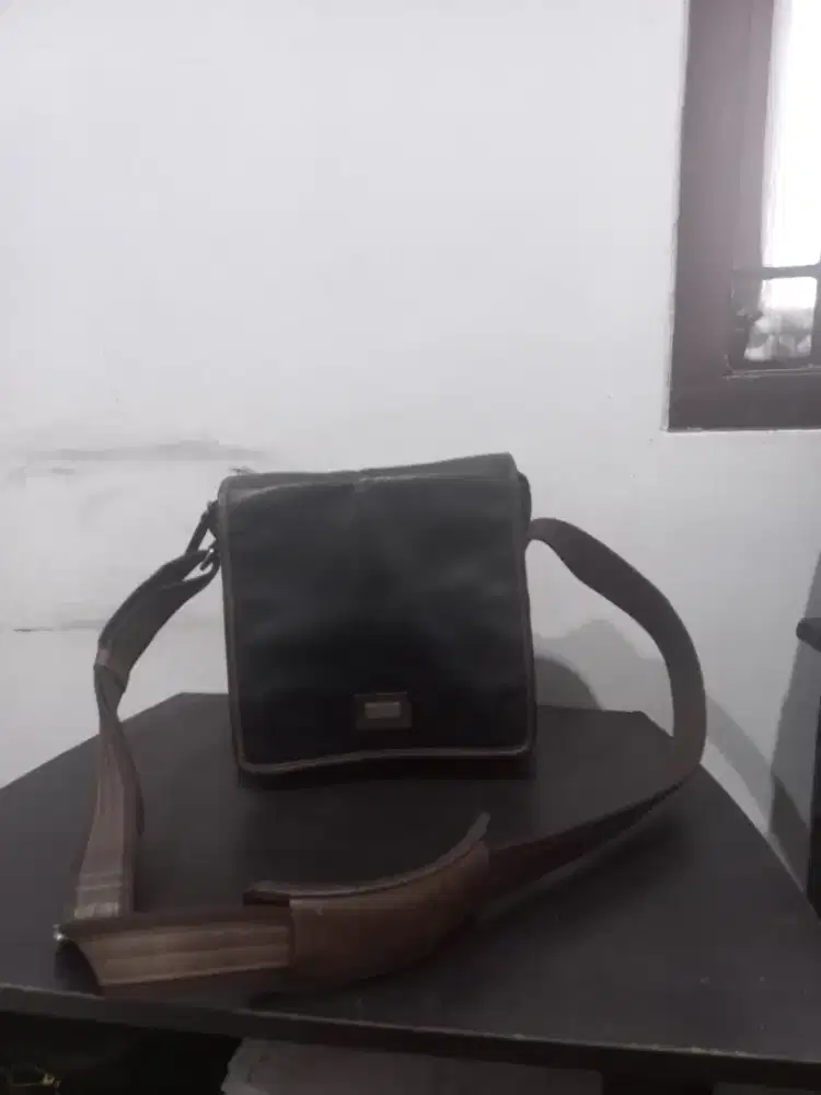 Jual tas selempang pria merk PICARD Original