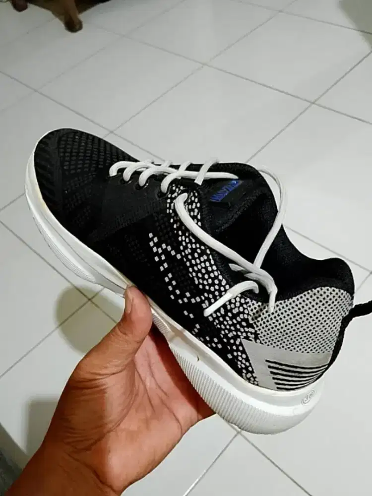 Jual sepatu baru Setok lama