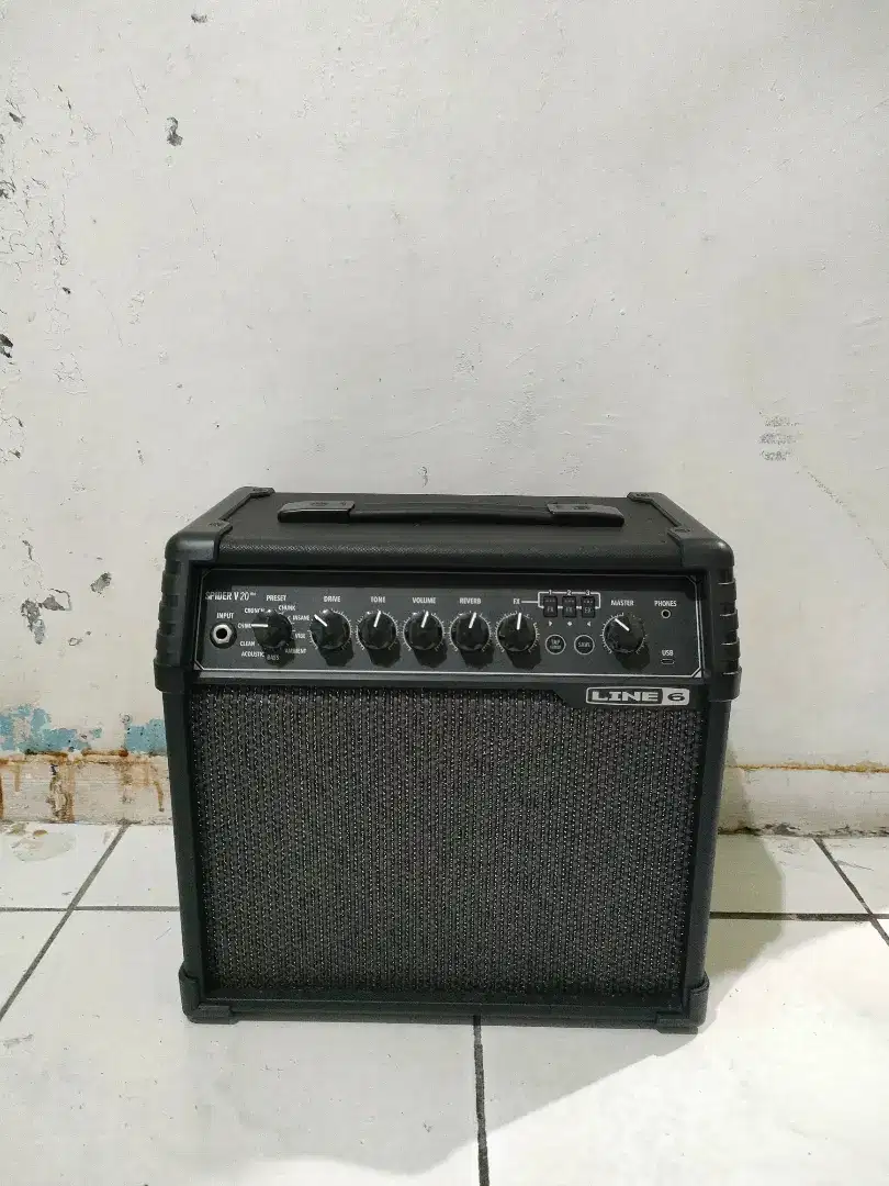 Ampli Gitar Line 6 Spider V 20 MK II