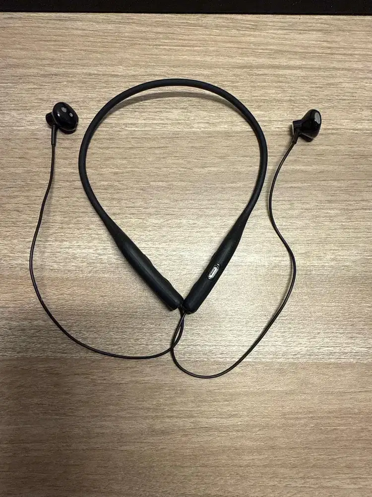 Headset Sony SBH 70 (Warna Hitam)