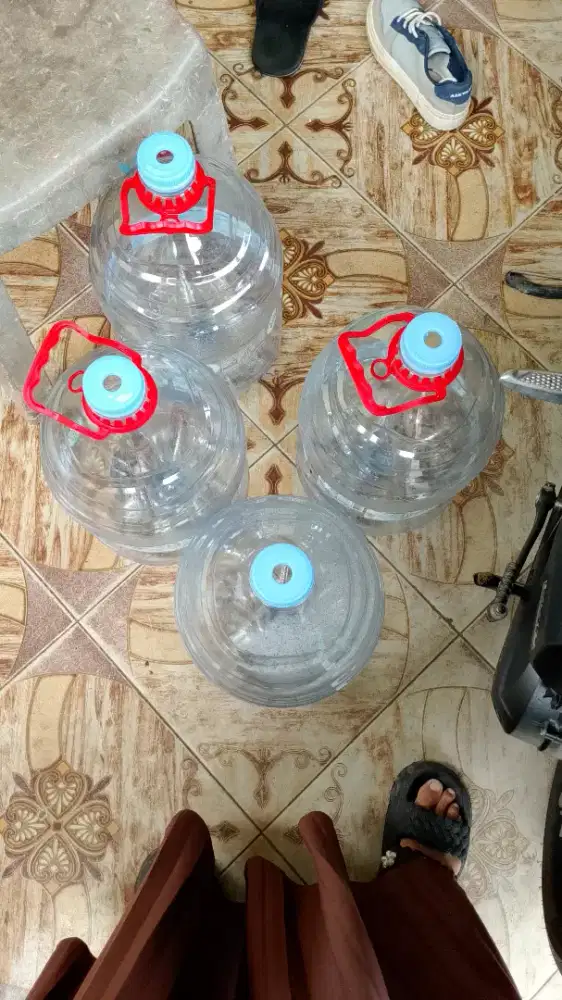 galon kosongg mineral 15 liter