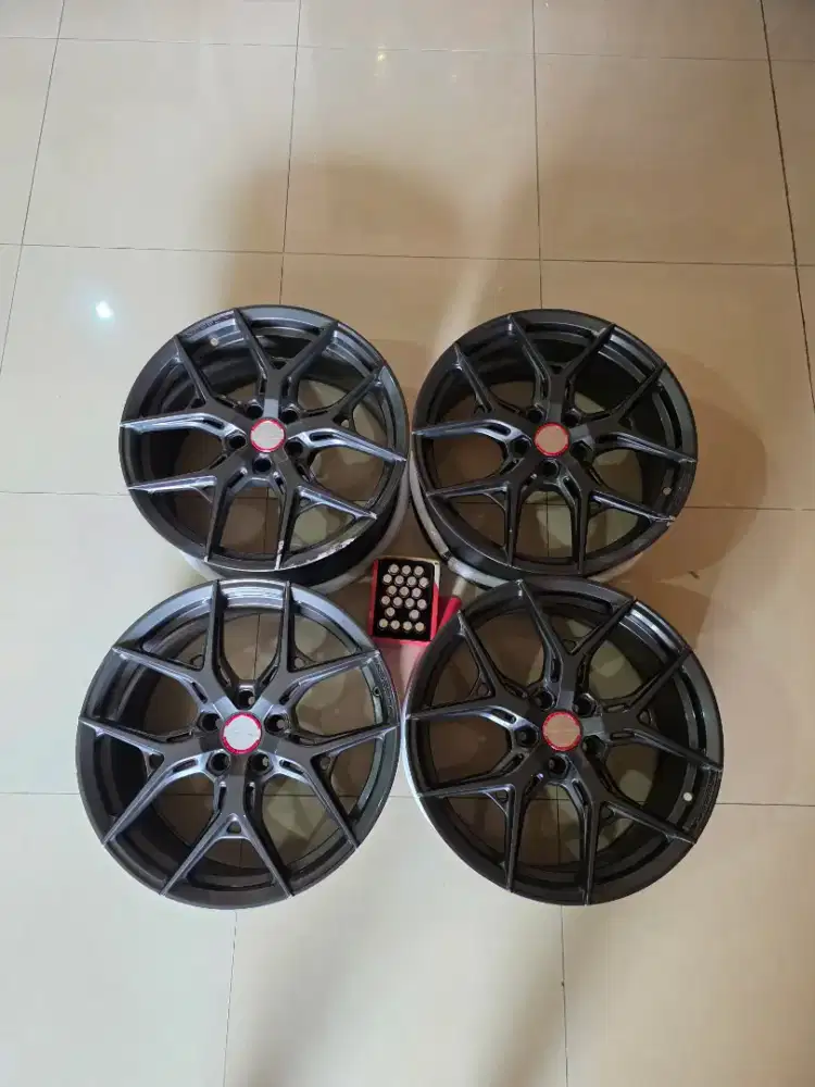 Vossen hf5 r19 lebar 9 et 32